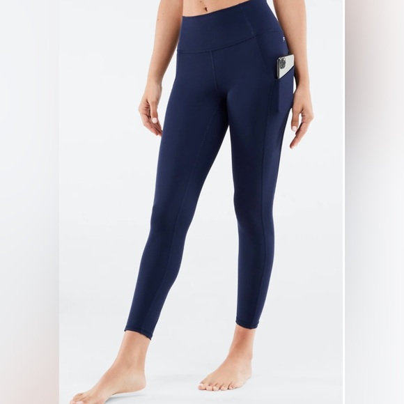 Fabletics | Oasis Leggings - Picture 2 of 4
